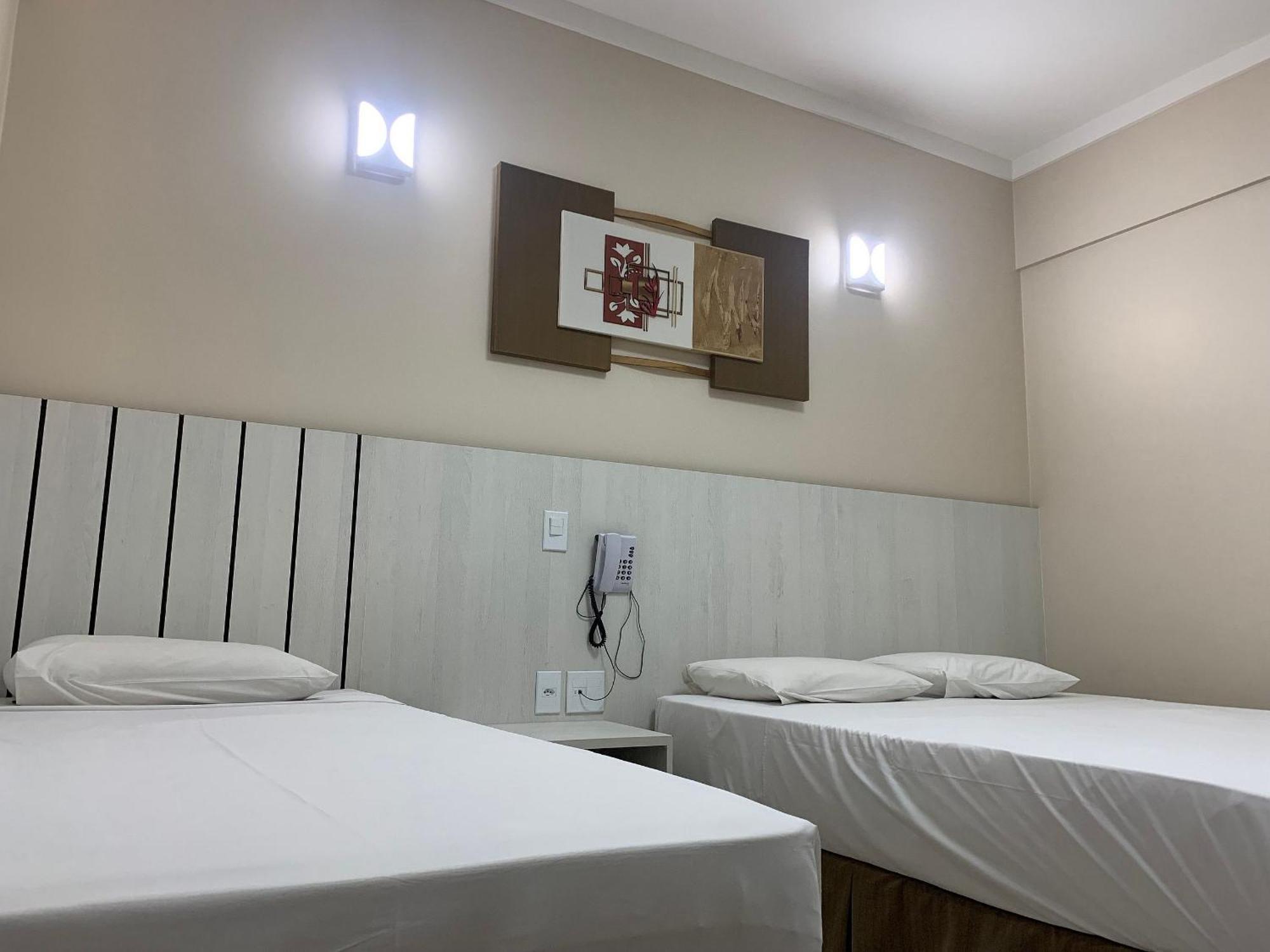 Hotel Spazzio Diroma Cafe Da Manha E Acesso Ao Acqua Park Caldas Novas Exteriér fotografie